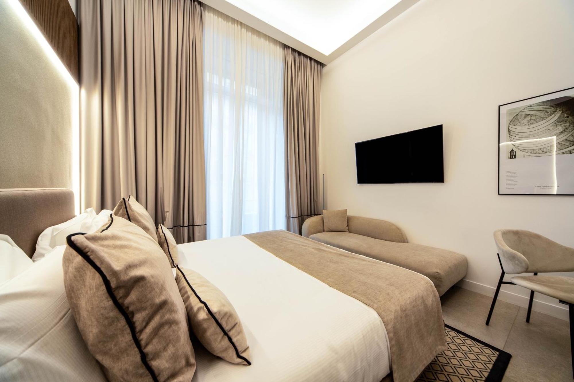 Mamalu - Studios And Suites Napels Buitenkant foto