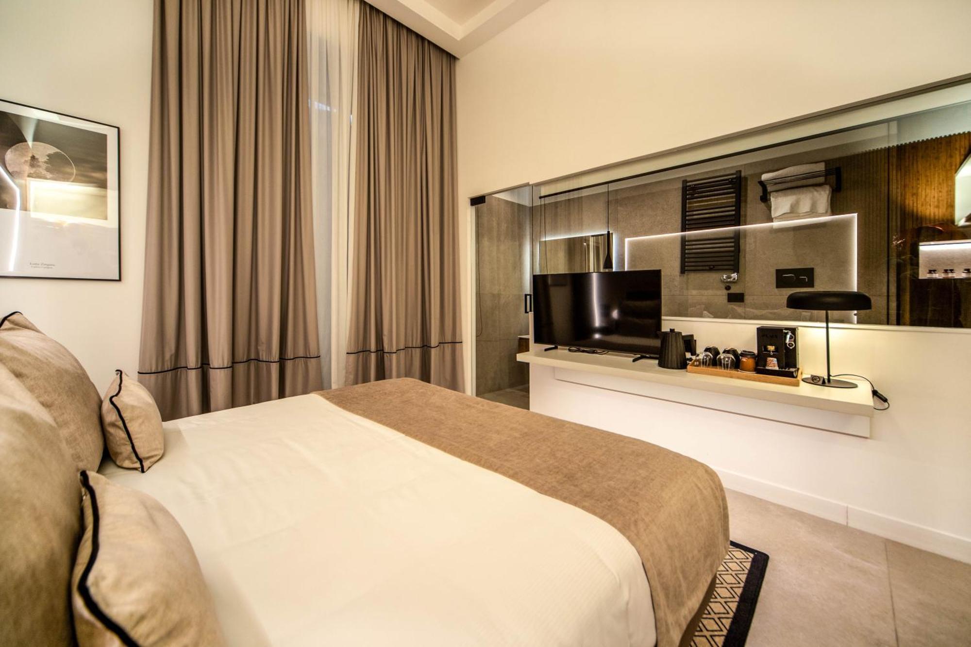 Mamalu - Studios And Suites Napels Buitenkant foto